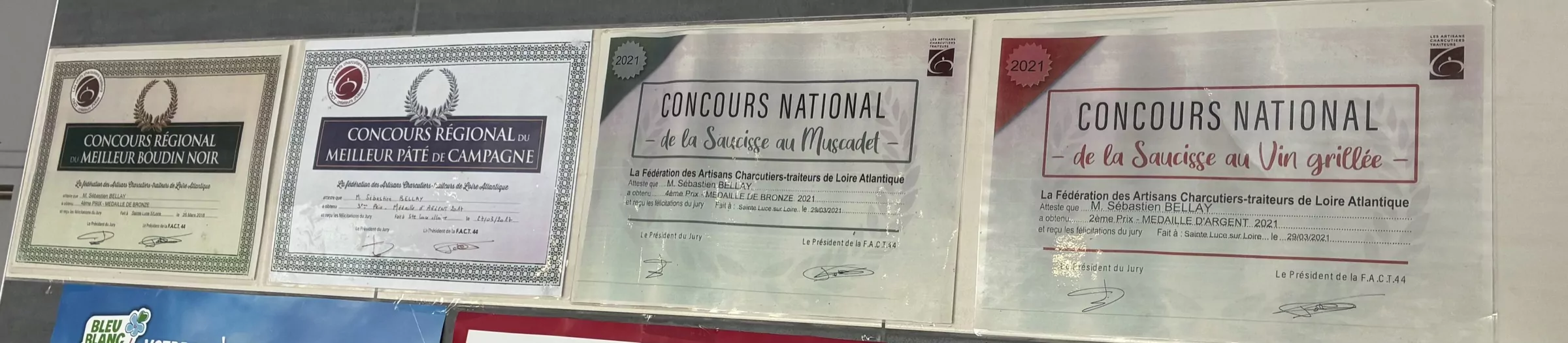 Les diplômes de concours nationaux obtenus par la maison
